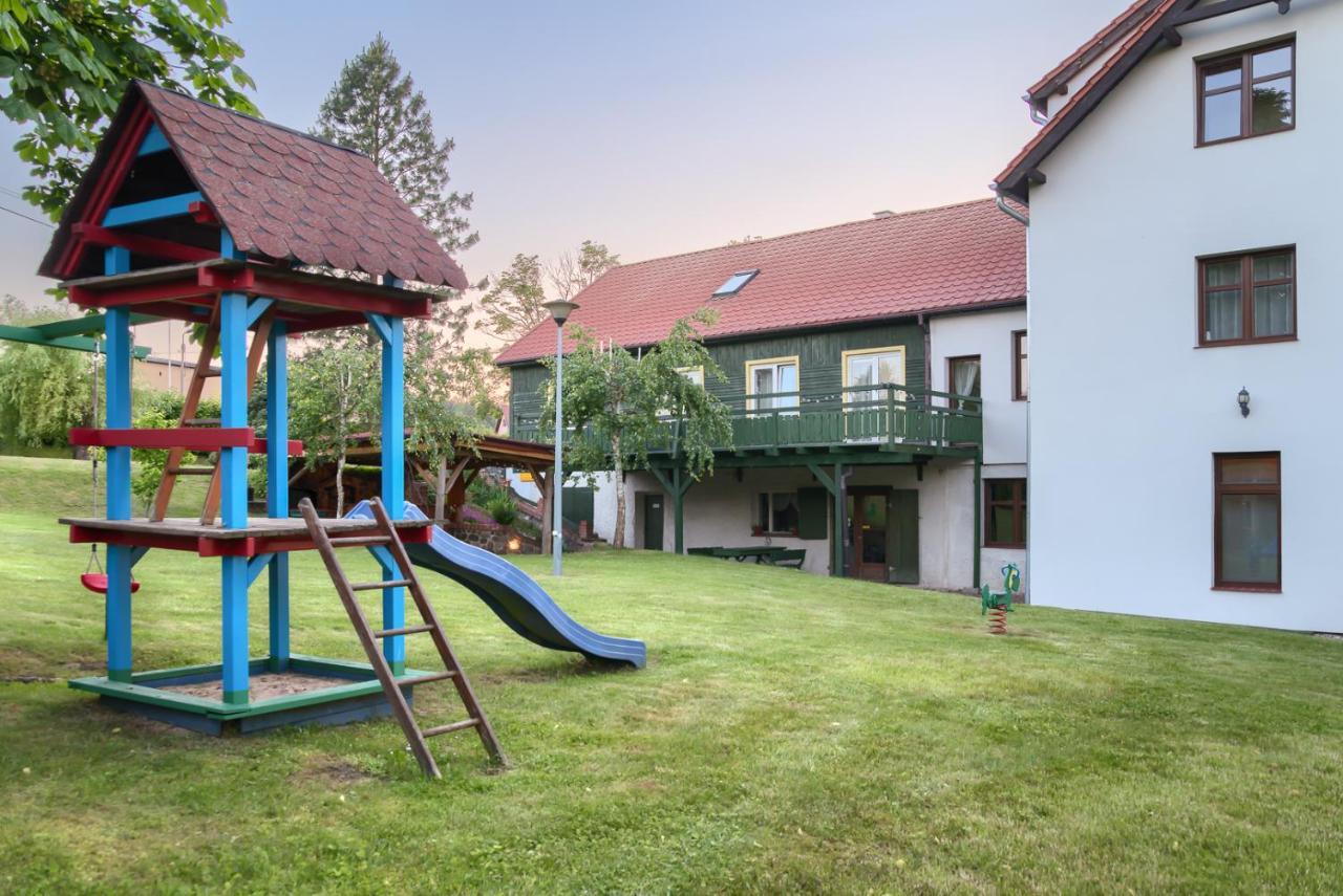 Gosciniec Zielony Domek Мронгово Экстерьер фото